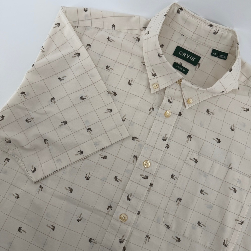 Orvis Button Down Shirt Mens XL Cream Fly Fishing Lure Print Short Sleeve Active